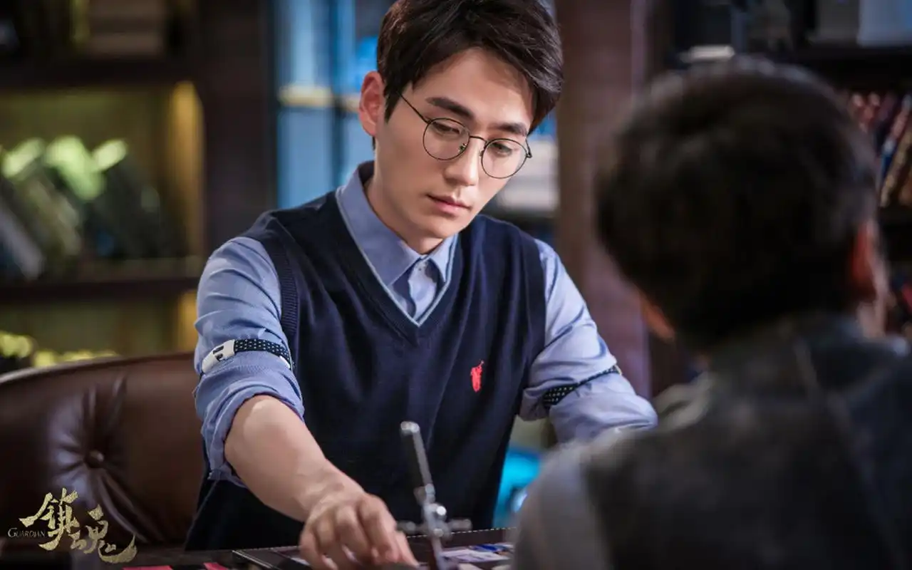 朱一龙镇魂剧照图片桌面壁纸