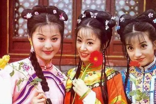 如今参演这部戏的那几个人,林心如,赵薇,苏有朋,范冰冰,张铁林等,都