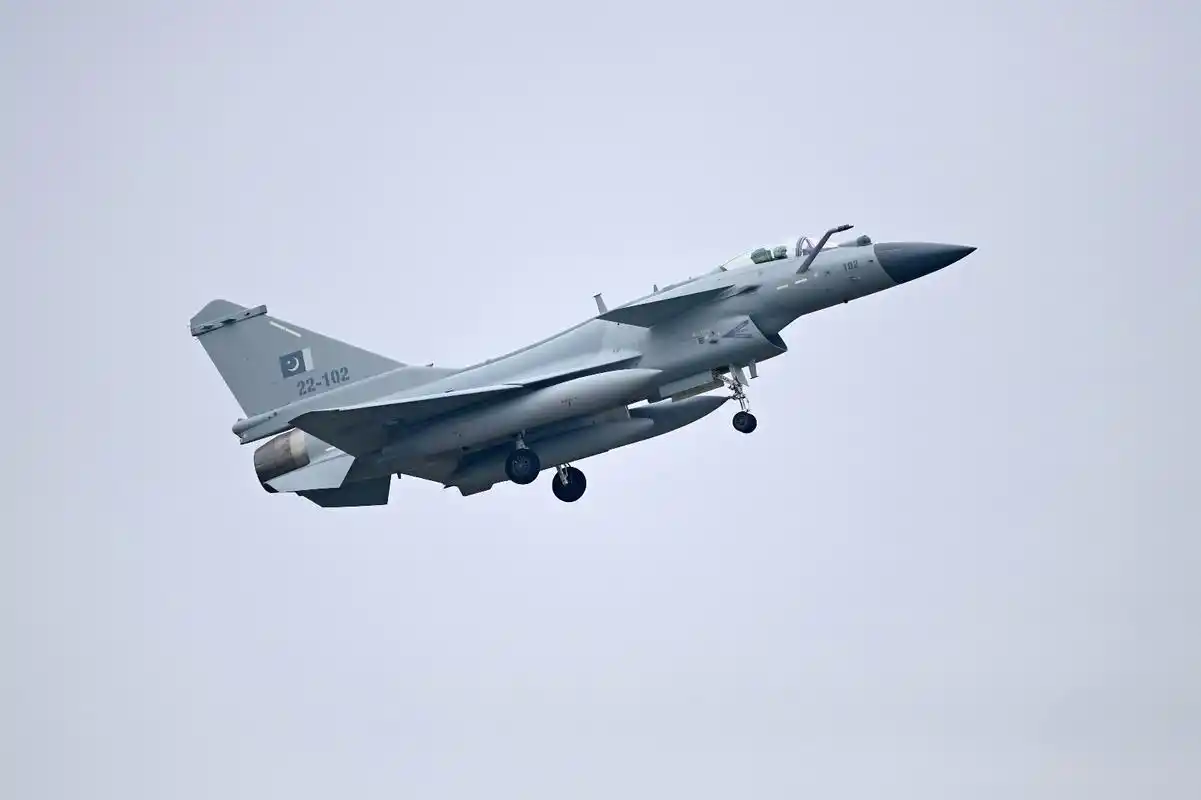 歼10ce首次出口巴基斯坦
