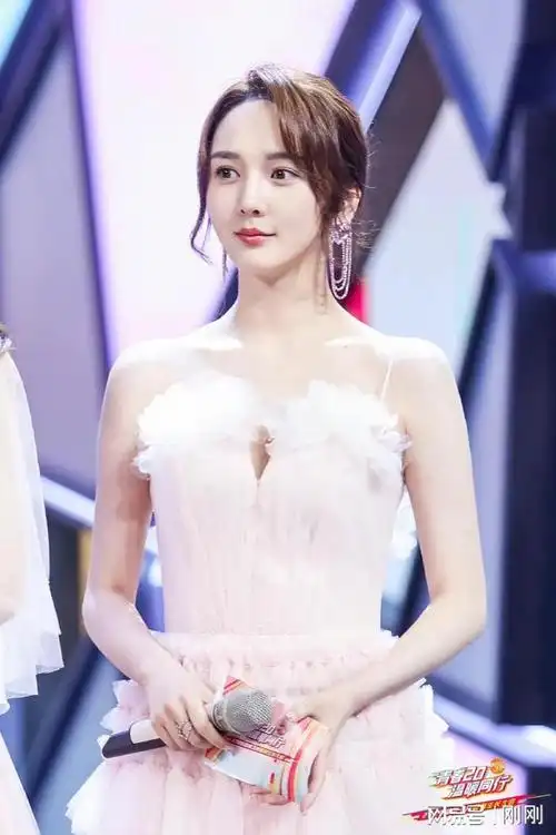 春日物语靳梦佳|写真集|湖南卫视|美女_网易订阅