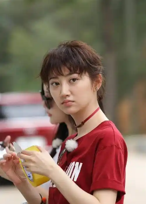 景甜终于选对发型了!不得不说"超短发"也很适合她_脸型_头型_头发