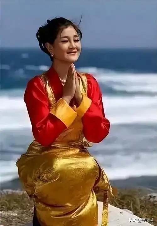 最美女中音降央卓玛的励志人生