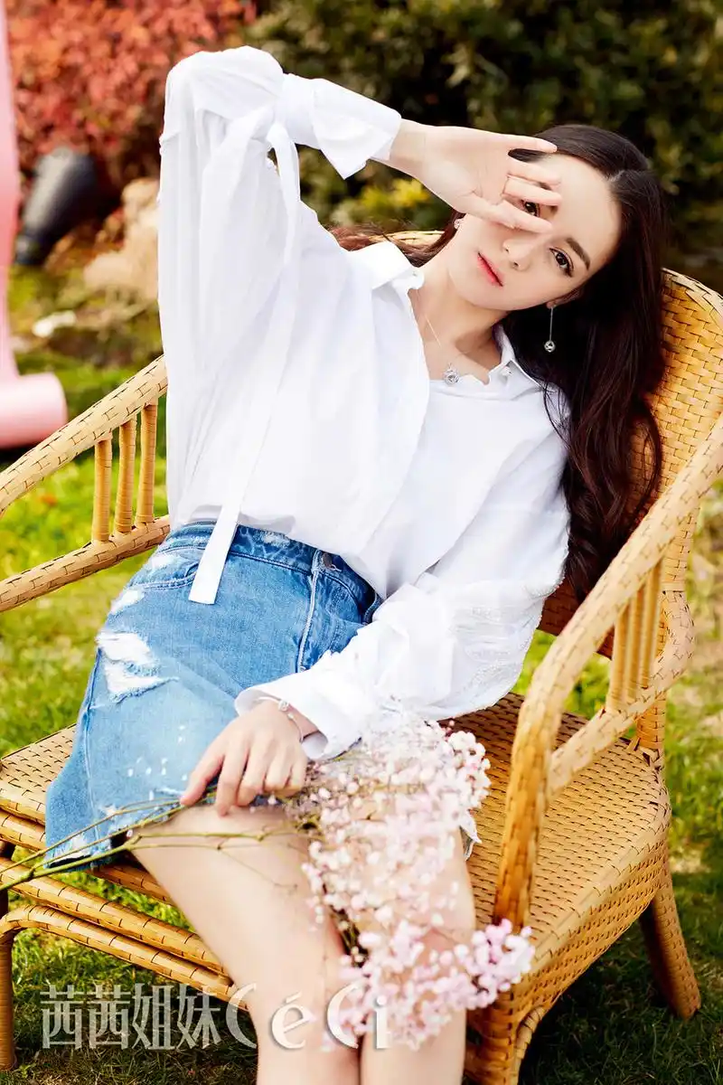 可爱的迪丽热巴