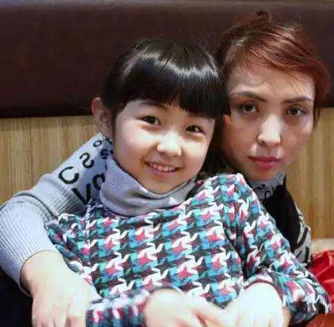 年幼成名的张子枫,惊人家庭的背景大揭秘