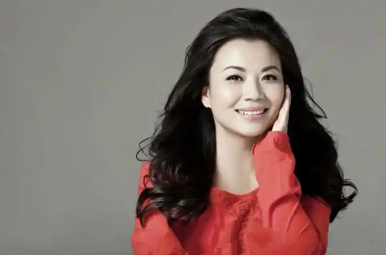 歌唱家张也:55岁未婚未育,和"男闺蜜"吕继宏神仙友情让人羡慕