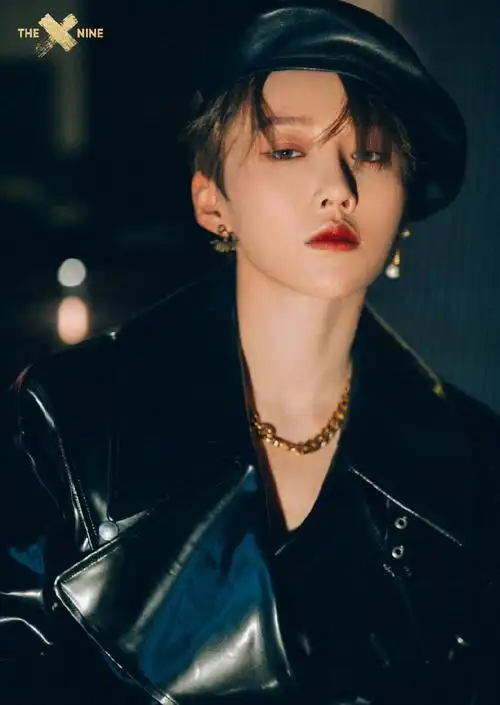 刘雨昕黑色皮衣利落酷飒写真图片312