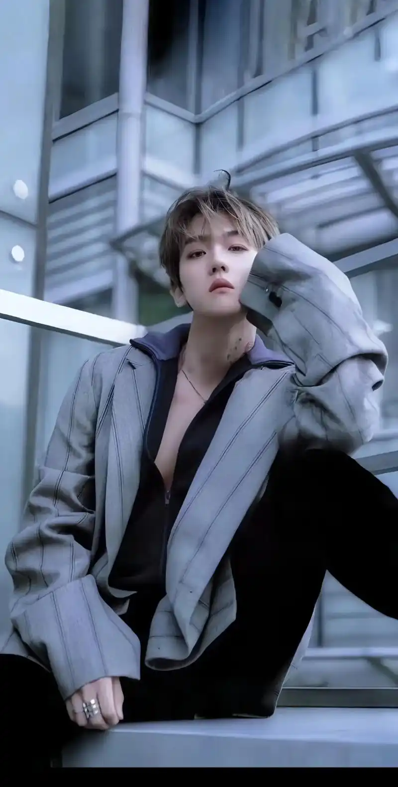 狐狸精不仅模样勾人,那双眼更是迷惑众生.(高清自修)#边伯贤 - 抖音