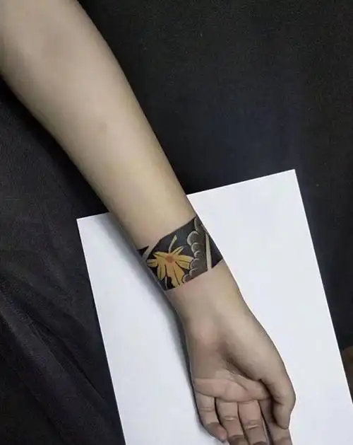 手环纹身图片_手臂纹身图案