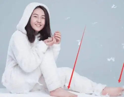 张子枫下泥田时为何穿着袜子?当看到她的脚时,网友们终于明白了