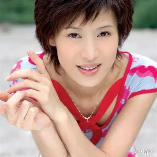 50岁大龄郑爽扈三娘美貌惊人啊