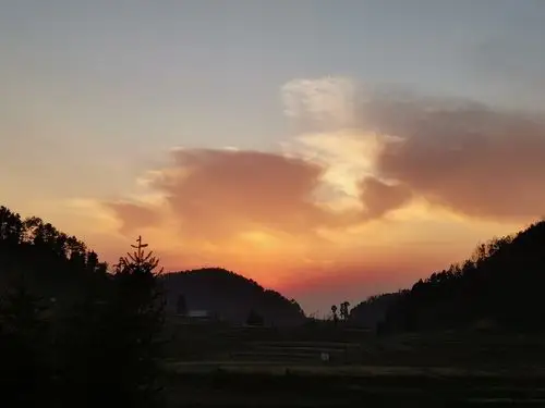 无滤镜乡村晚霞