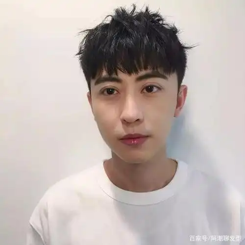 男生清爽短发1 看完以上12清爽干净的造型,是不是对初夏清爽的发型有