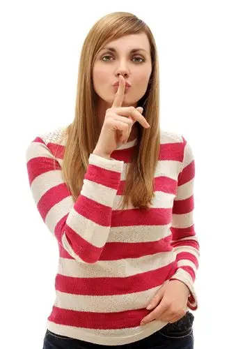 示意小声手势的美女