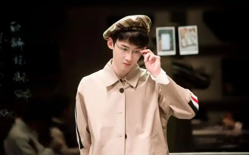 2020年福布斯中国100名人榜八字分析-100白敬亭