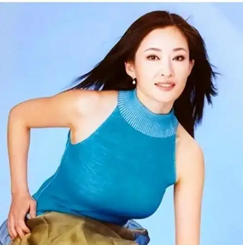 盖丽丽1967年10月4日出生在山东青岛,中国内地著名女演员,新丽传媒