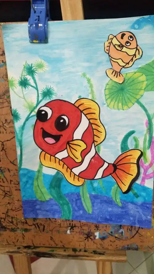 童画大班a组绘画内容――《小丑鱼》