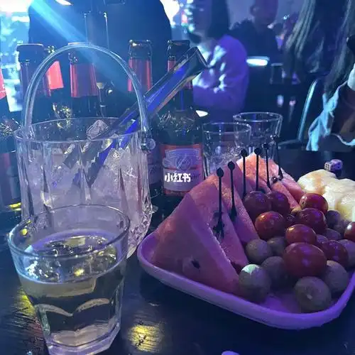 11.1周二晚上杭州喝酒约酒组局滴滴