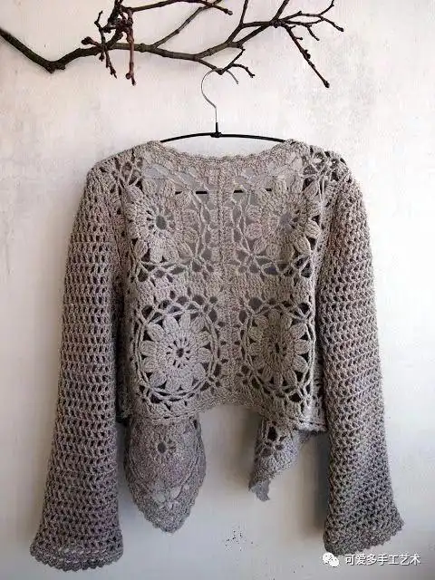 秋冬款的镂空美衣怎么穿搭都可以很美我们平时学会的镂空花样分别钩一