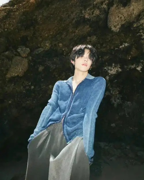 崔然竣ins更新 别太帅了_高清图集_新浪网