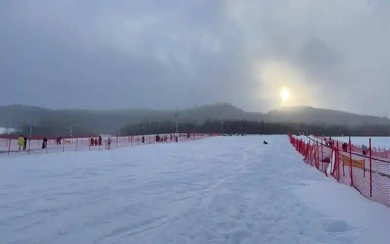 长白山鲁能胜地滑雪场