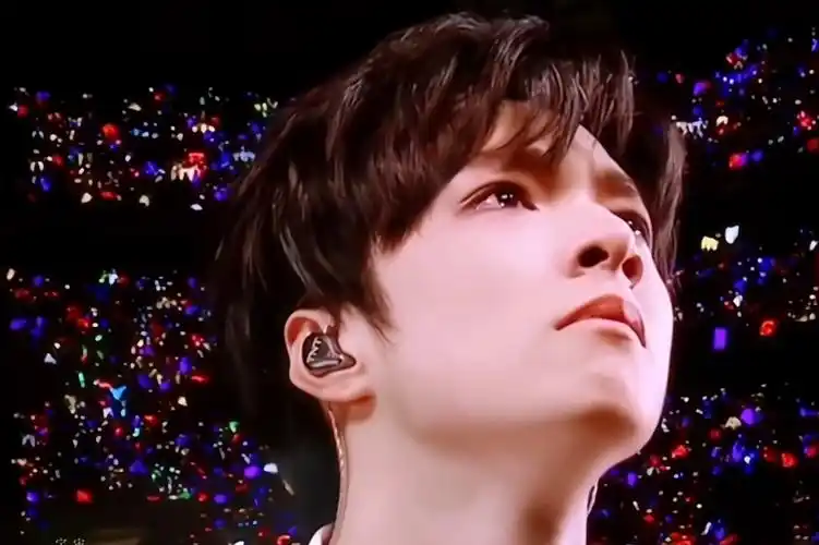 刘耀文|怎么会有人哭得这么心碎又这么美,隐忍又颤动