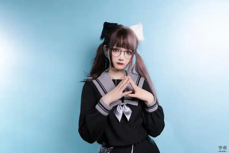 双马尾大眼镜jk!出境:pika 摄影后期:本人器材:a7m3 适马35 1.