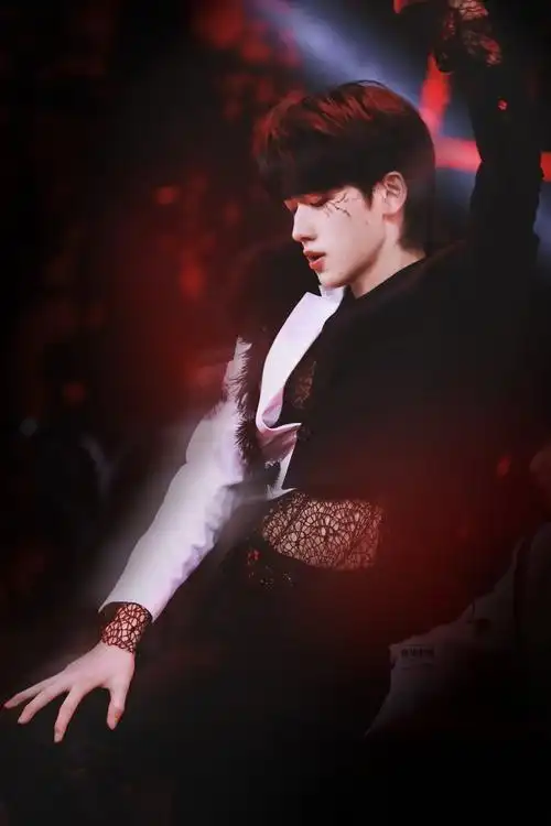 宋亚轩 五月粉丝见面会火力全开《criminal》舞台