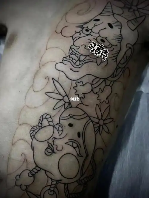 纹身也清新  #小清新纹身  #卡通纹身  #可爱纹身  #开衫  #阿多福