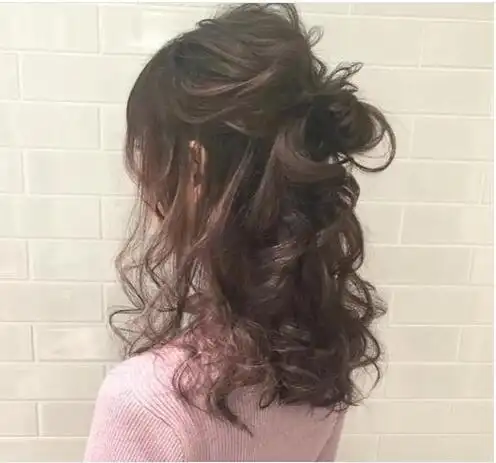 2020流行女生半扎式丸子头慵懒清新可爱唯美有个性