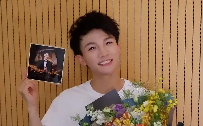 【周深】声入人心珠海巡演合集_哔哩哔哩_bilibili