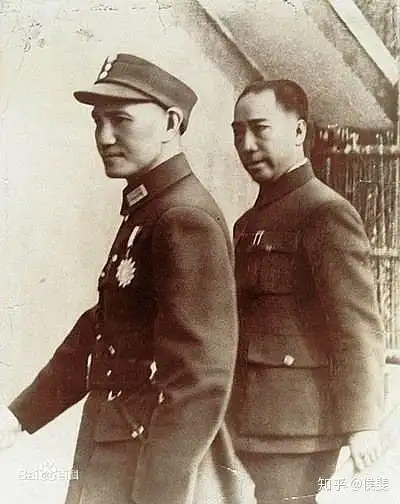 谁能详细介绍下力行社复兴社和蓝衣社之间的相互关系