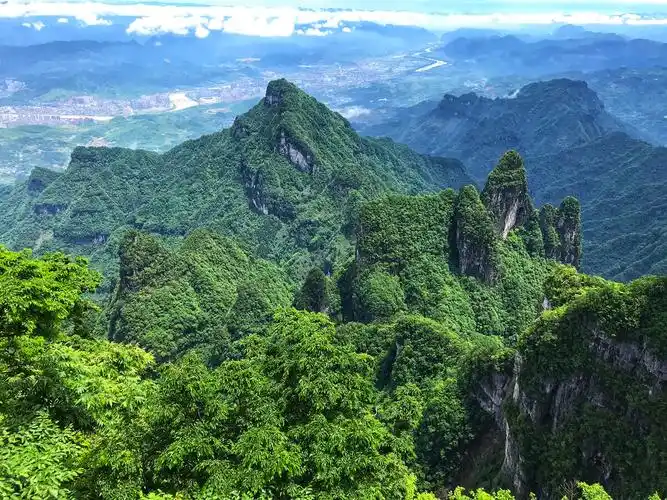天门山风景秀丽,好久没有拍风景照,真实的景比照片好看,哈哈 - 垚驴 -