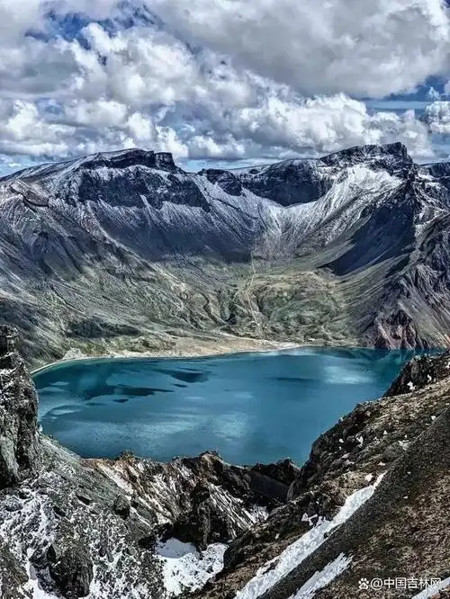 长白山微信公众号(小程序)为长白山景区线上唯一官方售票平台购票公众
