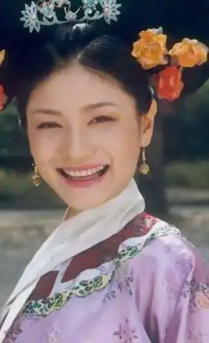 胡可整容前后对比照片