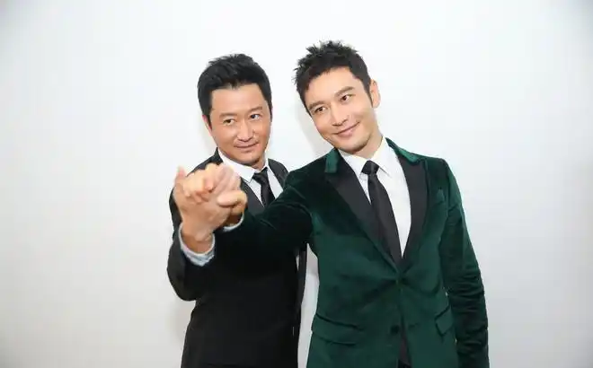 黄晓明的成名之路也有一定的运气在里边,当时的陆毅火遍大江南北,有