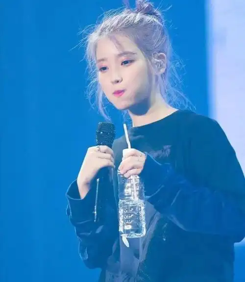 宋亚轩校园女神有点甜