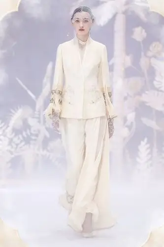 中国国际时装周丨盖娅传说·熊英 2020秋冬系列-服装中国国际时装周