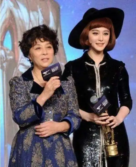 她是董子健母亲董子健妈妈是谁