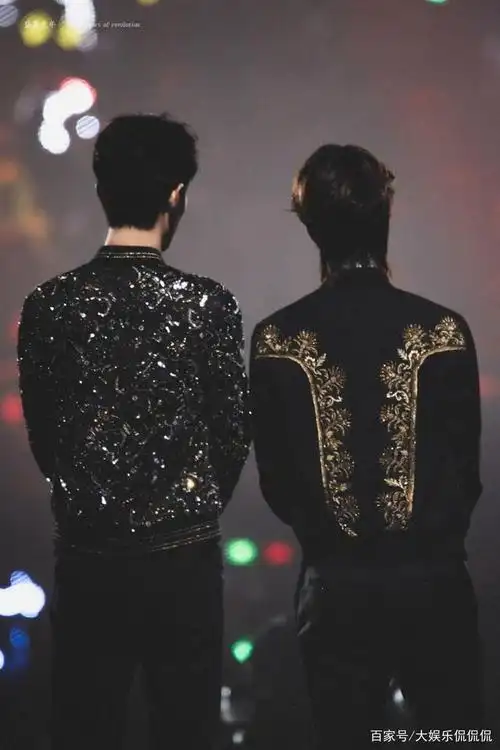 说起肖战和王一博,我们一直都忘不了陈情令的那个夏天,从那以后,肖战