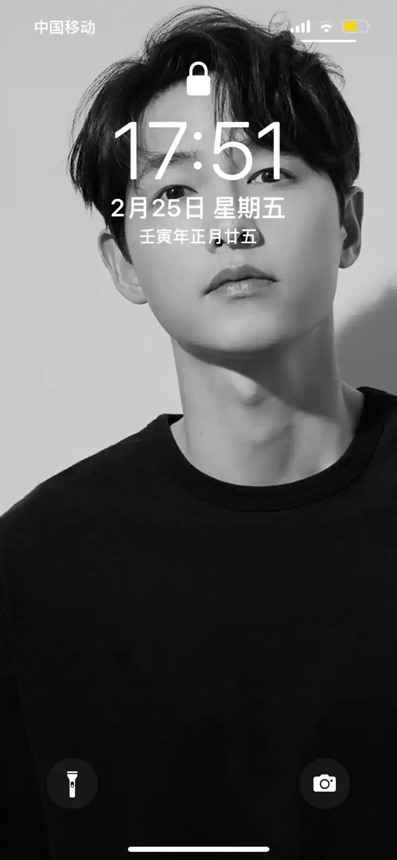 iphone壁纸 #宋仲基 #fyp 小眼睛也可以很帅! - 抖音