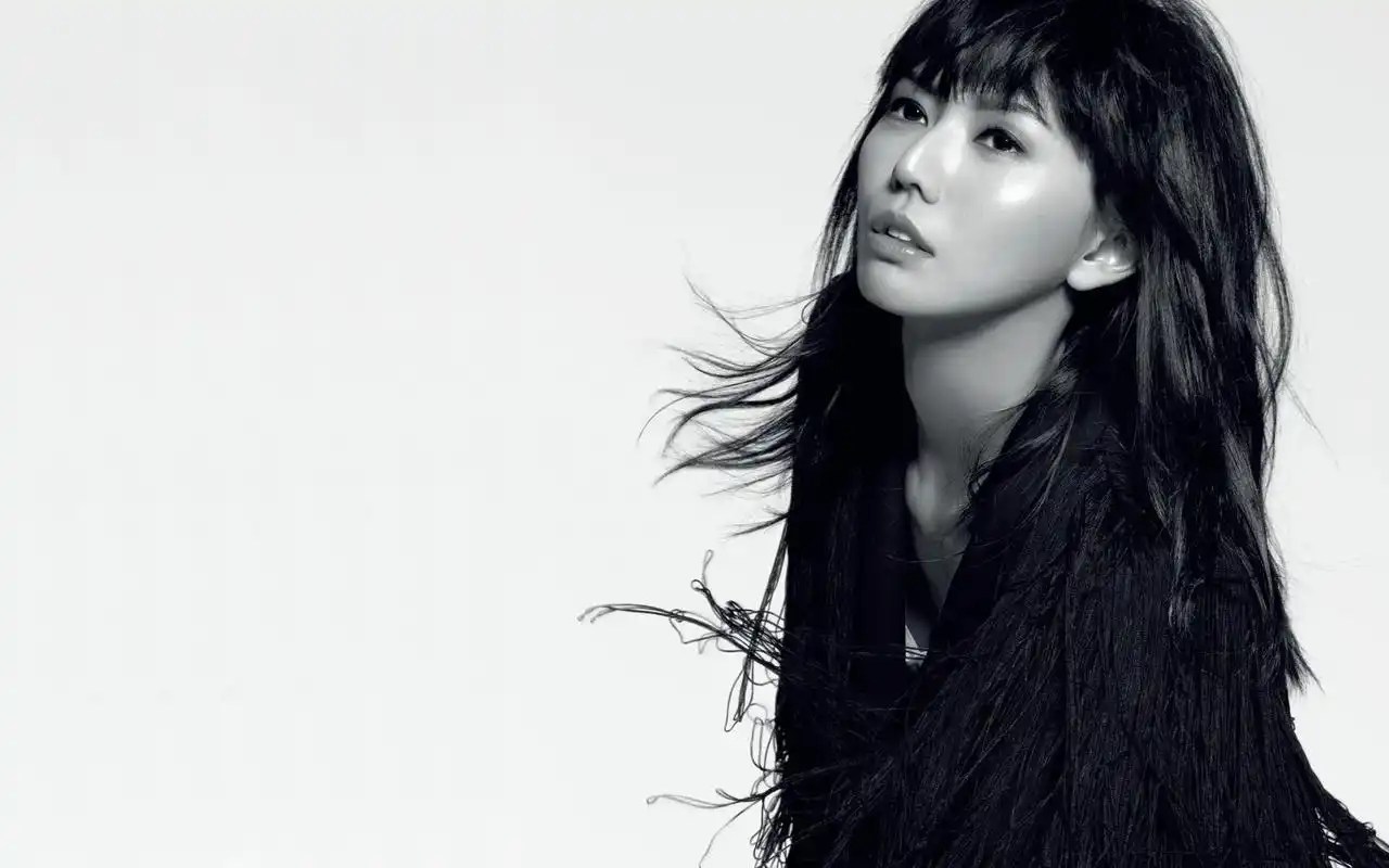 亚洲天后气质女星孙燕姿清纯养眼写真桌面壁纸(一)