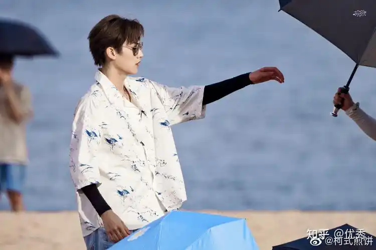 周柯宇壁纸分享 - 知乎