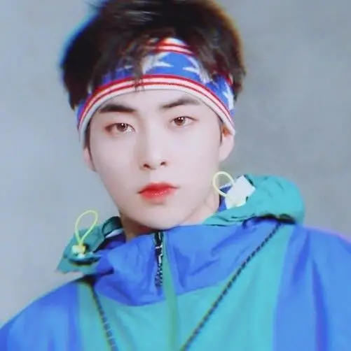 204.金珉锡头像(色散滤镜)