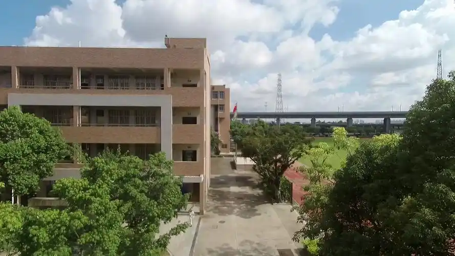 【延时摄影】鱼窝头中学校园风光_哔哩哔哩_bilibili