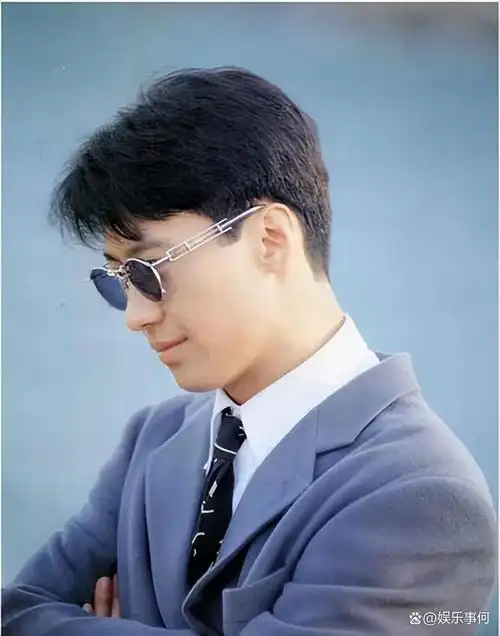 没想到,57岁的黎明会以这种方式,在2024年初实现"口碑暴涨"!