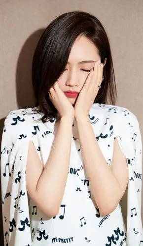 刘惜君音乐活动造型美图