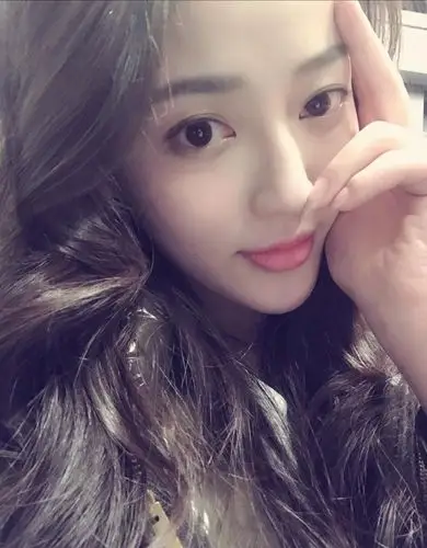 王秀竹生活照清澈漂亮,她的美特别真实