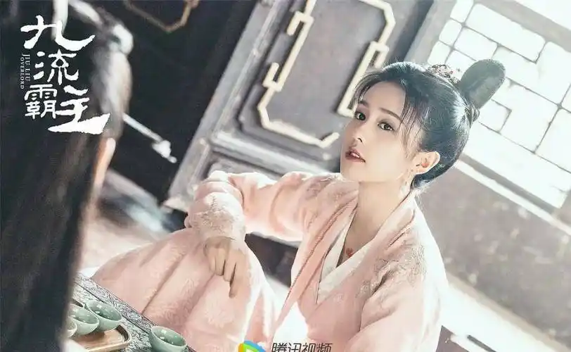 白鹿:网红出道 于正力捧 优秀的她 未来可期_赵丽颖_许凯_白鹿会