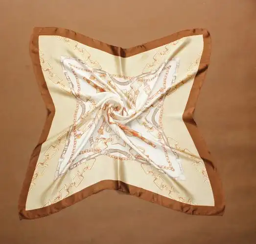 厂家直销 欧美大方巾新款真丝 90方形大丝巾 桑蚕丝缎面丝巾批发