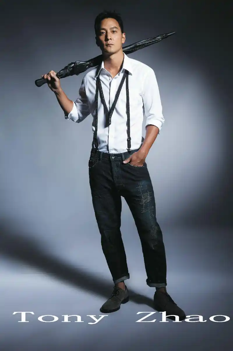 吴彦祖杂志图片